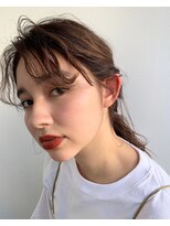 ラカトッカ(LAKA TOCCA)&nbsp;アンニュイ抜け感ロングヘアセットアレンジベージュ外国人風