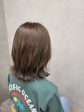 フレイムス ヘアアンドリラックス 南越谷店(Frames hair&relax) 束感◎切りっぱ×イヤリング♪【南越谷・新越谷】