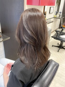 ヌーベルバレ(Nouvelle Vallee) ブリーチ無しモノトーンベージュカラー/グレージュカラー