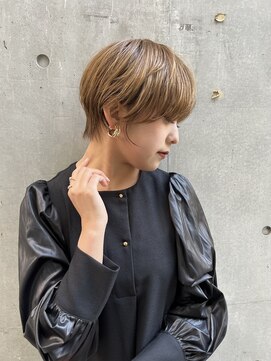 ワン バイ ジエクト(One by The Ect) 大人可愛い20代30代40代前下がりショートボブ丸みショート◎