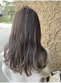 アッシュ／トーンダウン／ロングヘアー
