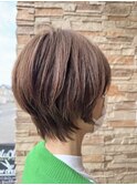 ショートボブ