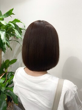アイビー(ivy) ナチュラル丸みボブ