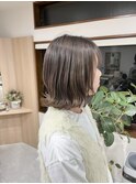 ダブルカラー×グレージュ