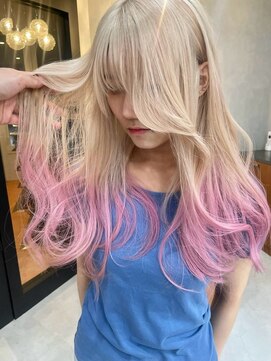 ウェイビーズ(WAVY'S) xブリーチ/イメチェン/ホワイトブロンド/外ハネボブ/美髪/