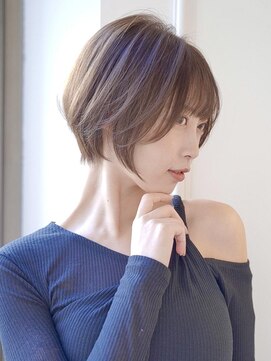 ニューヨークニューヨーク イオンスタイル東淀川店(NYNY) くびれショート×透明感ブラウンヘア