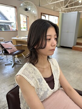 キュオンシア(CUEON. ciea) ミディアム×くびれヘア