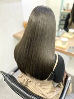 オウル(Owll)&nbsp;＊オリーブグレージュ暗めカラー赤み消しカラー＊