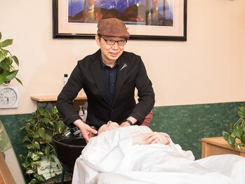 美容室セ ランコントレの写真/カジュアルな男性のための特別な空間！メンズカットとヘッドスパで、心地よいひとときをご提供します。