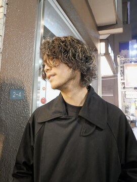 フェイスヘアクリエイション(FAITH HAIR CREATION) ハイライトパーマ