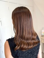 ロッカヘアエジェ(ROCCA hair eje.)&nbsp;デザインカラーミルクティーブラウンロング