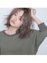 ケイトテイラー(KATETAYLOR) スパイシーボブ×ウルフアッシュ