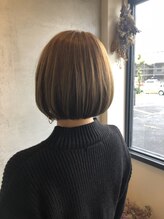 イロ ヘアー(iro hair) シンプルボブ