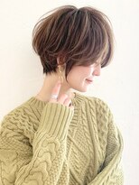 アンド ストーリーズ(&STORIES)&nbsp;小顔カット耳掛けショートボブ