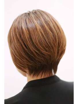 ヘア イノウエ HAIR INOUE グラデーションボブ