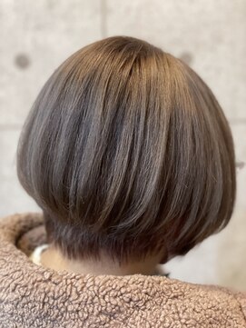 ルフレ 新宿歌舞伎町店(Reflet) グレージュ/暗髪/ショート/ベージュ/艶髪/垢ぬけカラー/韓国