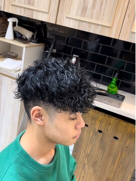 グルーマーズトウキョウ(GROOMER/S TOKYO) スペインカール　GROOMERSTOKYO 太田