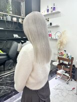 チュダック(ChuDuck)&nbsp;韓国風《ペールシルバー》ハイトーン/ケアブリーチ/ダブルカラー