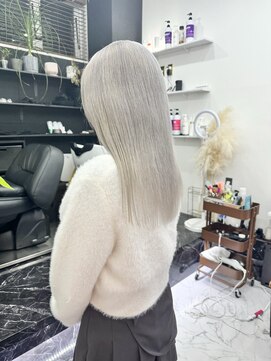 チュダック(ChuDuck) 韓国風《ペールシルバー》ハイトーン/ケアブリーチ/ダブルカラー