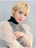 フェミニンハイトーンショート