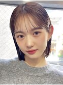 切りっぱなしボブチェリーブラウンミニウルフ前髪縮毛矯正表参道