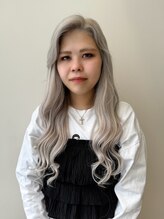 アヴァンス 深井店(AVANCE.) 新宅 莉弥