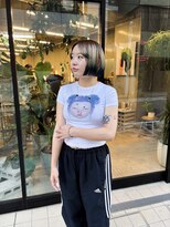 アザー(o. the .r)&nbsp;ネイビーとデザイン