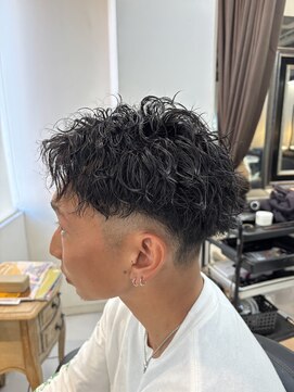 アイズ 海老名(AIZU) ツイストスパイラルパーマ ツイストパーマ フェード 極道