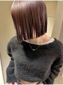 切りっぱなし外ハネボブ艶暗髪シースルーバング