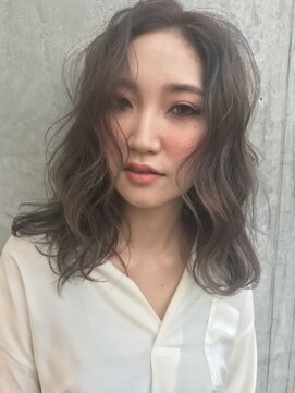 ジーナ(XENA) スモーキーアッシュ