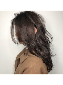 サングース(Sungoose) <sungooseTOKYO>センターパート大人無造作カール