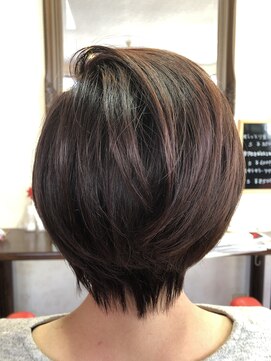 ヘアクリニック サロン プティ 耳掛けショート