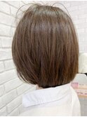 ナチュラルベージュ×ニュアンスボブ