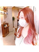 サンズ(SUNS)&nbsp;伸ばしかけレイヤースタイル×ピラミンゴインナーカラー