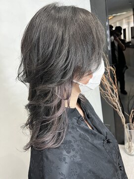 ウィクシー(wixy) ウルフカット×インナーラベンダー