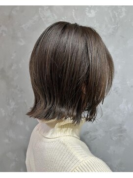キー ヘアーアンドビューティーサロン(Kii hair&beauty salon) グレージュ外ハネボブ
