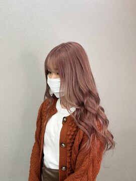 エミーバイモアムー(Emmie byMoremuu) ピンクベージュカラー