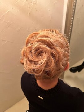 サロンドワン(SALON DE 1) #バラヘア