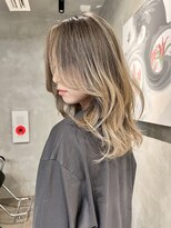 ブルックス ハイライト 大人ボブ  レイヤーボブ バレイヤージュ ショート