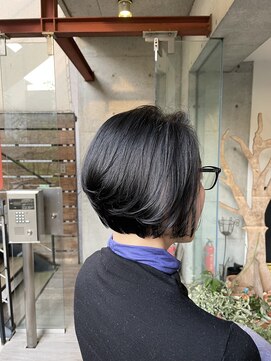 ディオ(DiO) 前下がりミニボブ