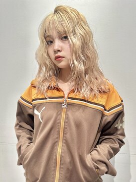 ゼストララ(ZEST Lara) ハイトーンブリーチカラー×ウェーブヘア【吉祥寺】