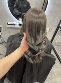透明感あるオリーブカラー