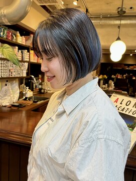 エンベロープス 中目黒(Envelopes) ハイライト/ブルーカラー/ボブ