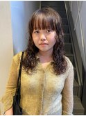 20代30代くせ毛風パーマ顔まわりレイヤーパーマ透明感カラー