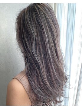 リュクス(LUXE) グレージュ