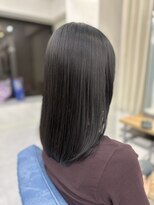 エミン(emyn)&nbsp;髪が変わる【美髪革命】艶髪/髪質改善/縮毛矯正/代々木