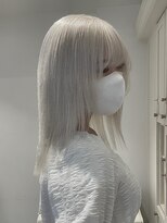 ベレーザ 渋谷(BELEZA) 16047ブリーチ&ダブルカラーホワイトブロンドアッシュ金髪ボブ