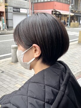 ルフトバイアンビエンテ(Luft by ambiente) 綺麗シルエット　ショートボブスタイル