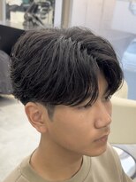 エデアンルクラ 下通(EDEAN Leclat)&nbsp;熊本 フェザーパーマ ニュアンス 毛流れ MEN'S HAIR