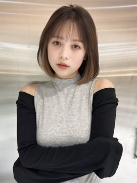 ルームバイシー 新宿(Loom. by Sea) ココアベージュ×レイヤー[小顔/黒髪/オリーブグレー]